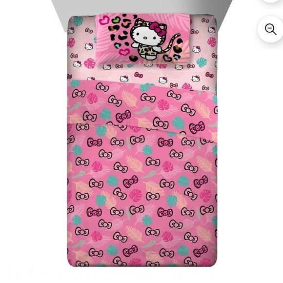 Hello Kitty 3-PC Microfiber Twin Sheet Set - Picture 7 of 13